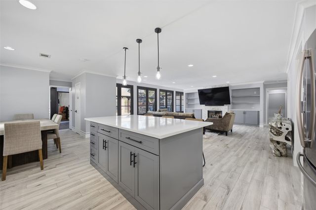 12126 Kimberley Lane, Houston, TX 77024