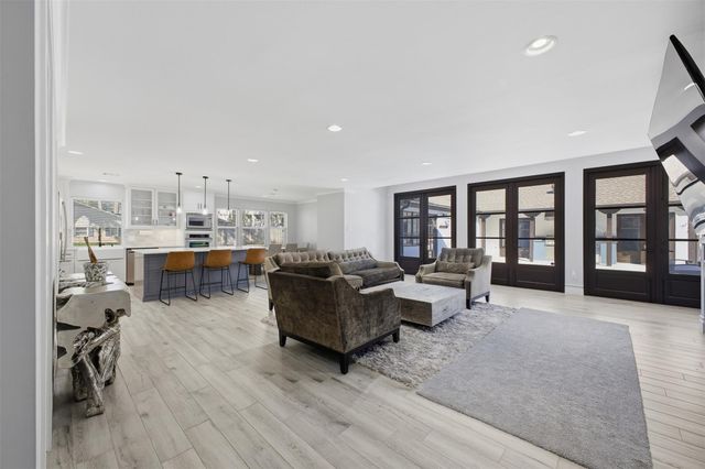 12126 Kimberley Lane, Houston, TX 77024