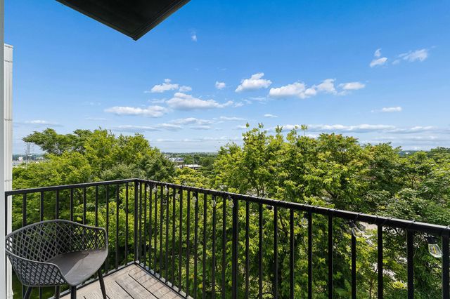 65 Lindsley Ave Apt 410, Nashville, TN 37210
