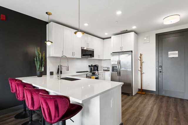 65 Lindsley Ave Apt 410, Nashville, TN 37210