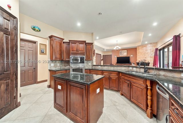 29415 SW 197th Ave, Homestead, FL 33030