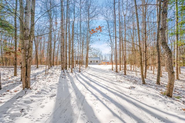 3285 Mineral Springs Trail, Mount Pleasant, MI 48858