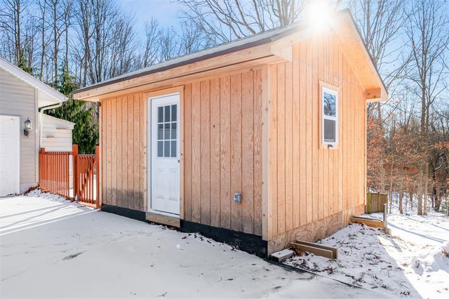 3285 Mineral Springs Trail, Mount Pleasant, MI 48858