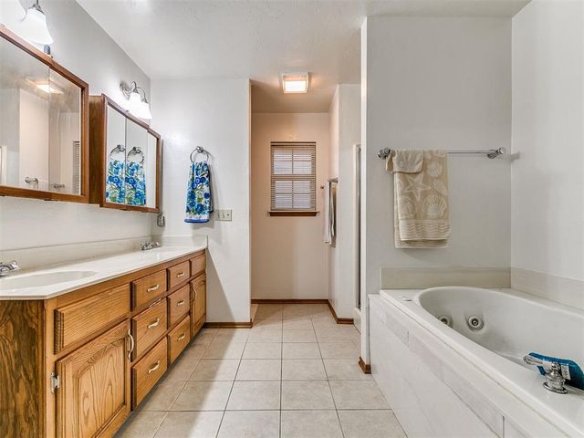 7316 NW 129th Street, Oklahoma City, OK 73142