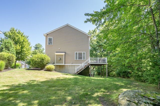 101 Turtle Brook Rd 101, Canton, MA 02021