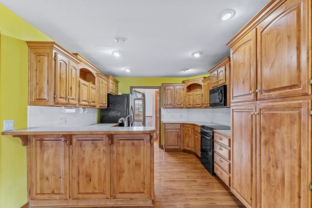 3815 N Mill Ridge Avenue, Springfield, MO 65803