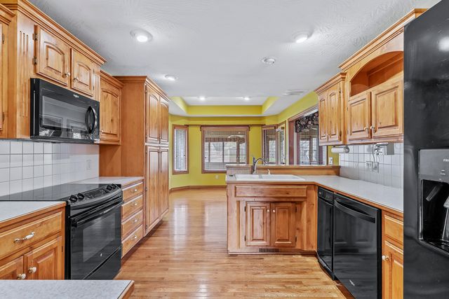 3815 N Mill Ridge Avenue, Springfield, MO 65803