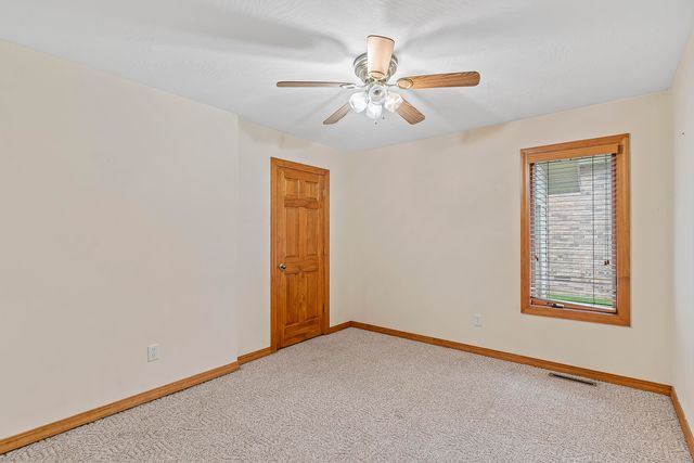 3815 N Mill Ridge Avenue, Springfield, MO 65803