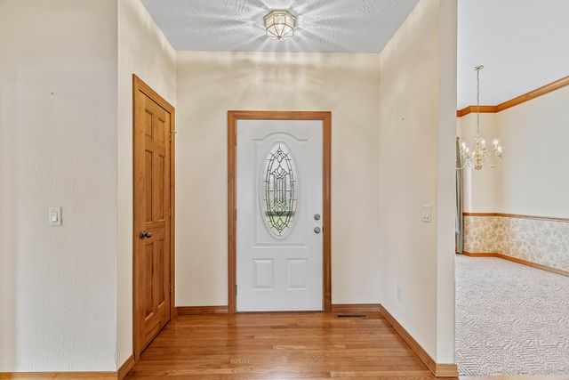 3815 N Mill Ridge Avenue, Springfield, MO 65803