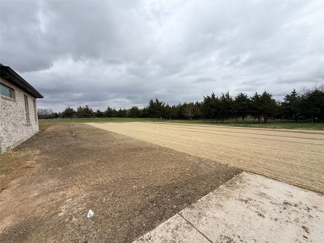 325 Soto Drive, Celeste, TX 75423