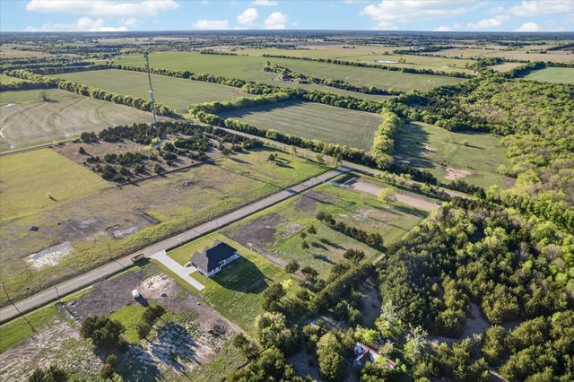 325 Soto Drive, Celeste, TX 75423