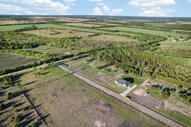 325 Soto Drive, Celeste, TX 75423