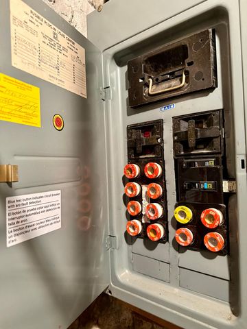 706 E 4th Street, Winona, MN 55987