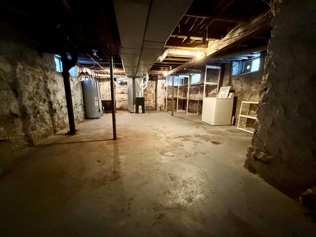 706 E 4th Street, Winona, MN 55987