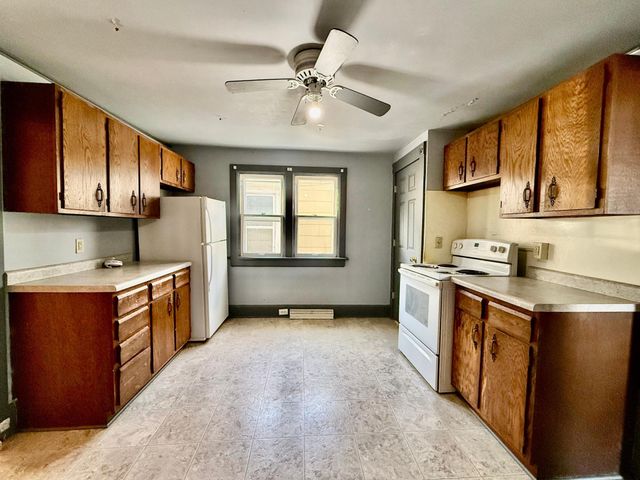 706 E 4th Street, Winona, MN 55987