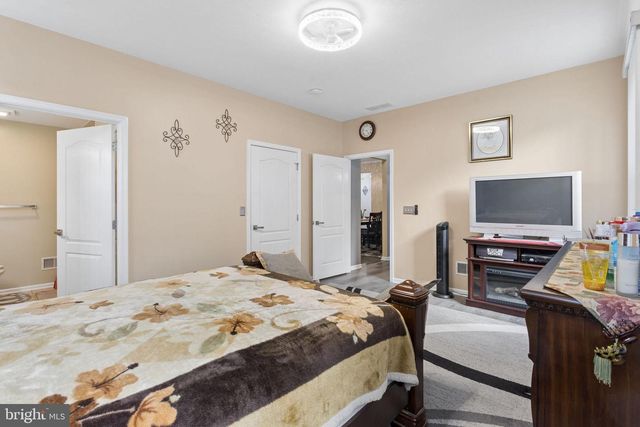 15 FAIRFIELD DR, Westampton, NJ 08060