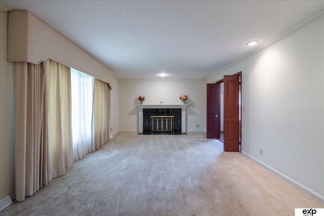 10276 Fowler Avenue, Omaha, NE 68134
