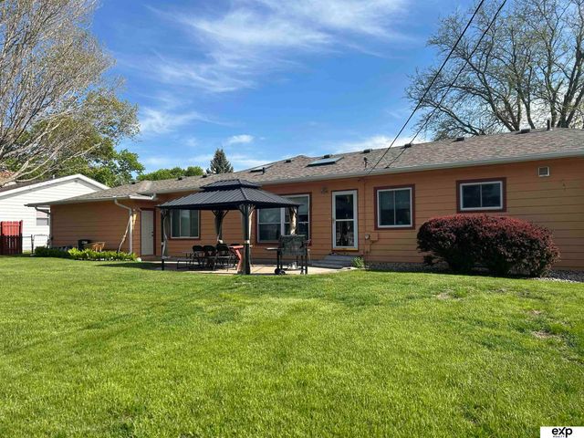 10276 Fowler Avenue, Omaha, NE 68134