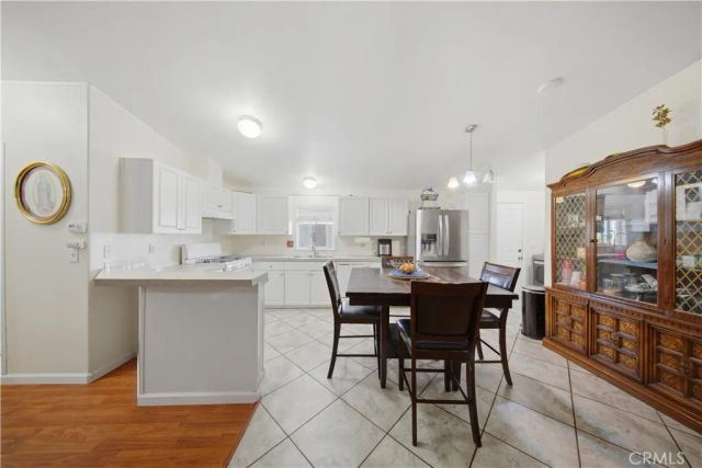 2545 E Avenue I, Lancaster, CA 93535