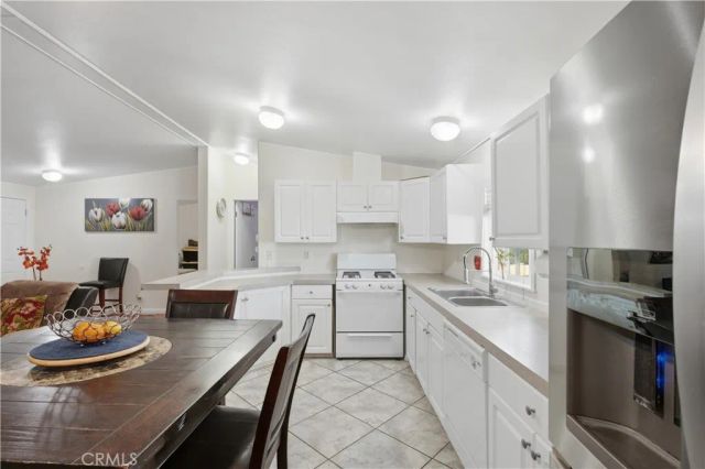 2545 E Avenue I, Lancaster, CA 93535