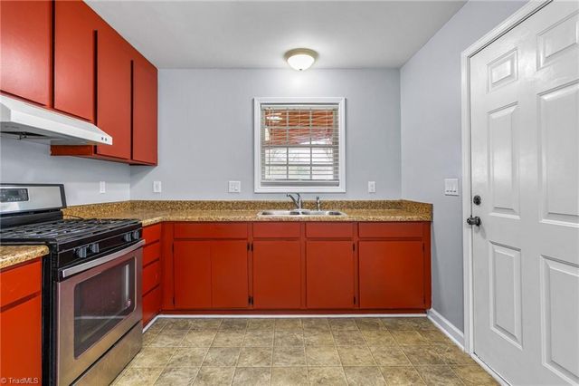 445 Key Street, Burlington, NC 27217