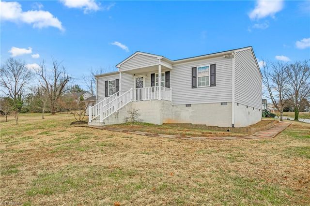 445 Key Street, Burlington, NC 27217