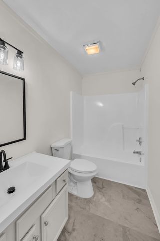 2306 Beechwood Dr, Springfield, TN 37172