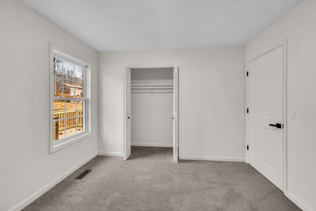 2306 Beechwood Dr, Springfield, TN 37172