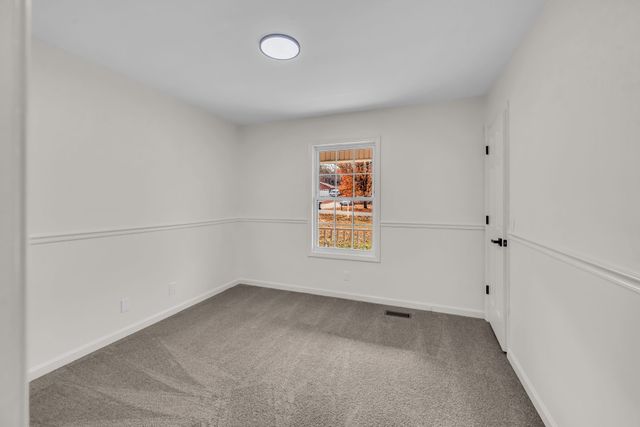 2306 Beechwood Dr, Springfield, TN 37172