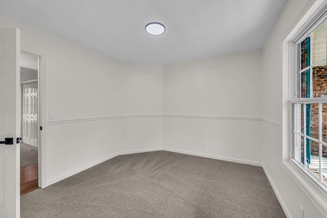 2306 Beechwood Dr, Springfield, TN 37172