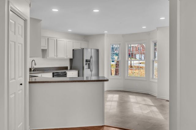 2306 Beechwood Dr, Springfield, TN 37172