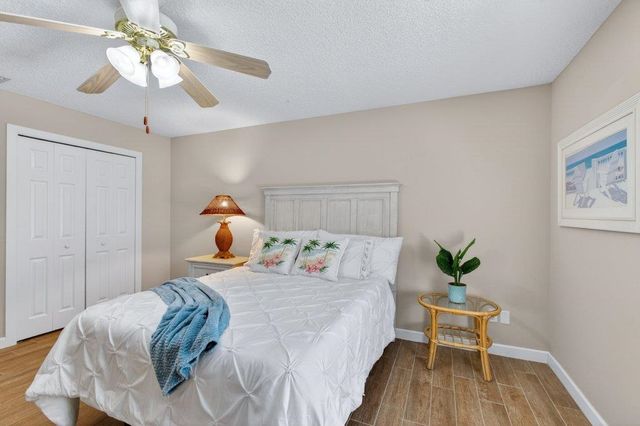 639 Aleida Dr, St Augustine, FL 32086