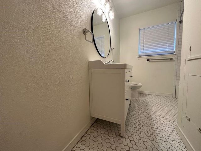 1303 Michigan Avenue, Dallas, TX 75216