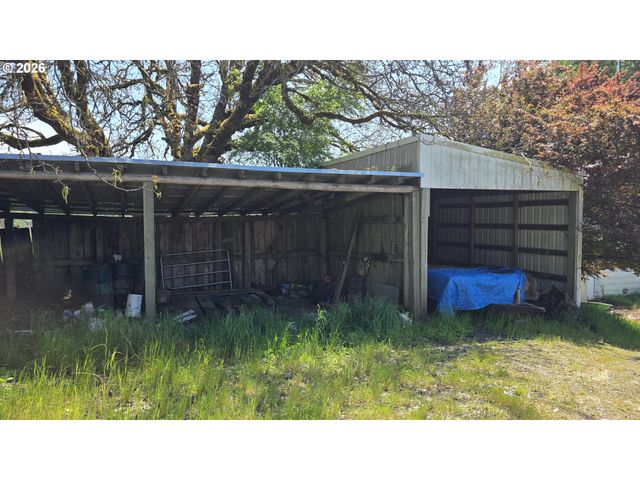 89505 POODLE CREEK Rd, Noti, OR 97461