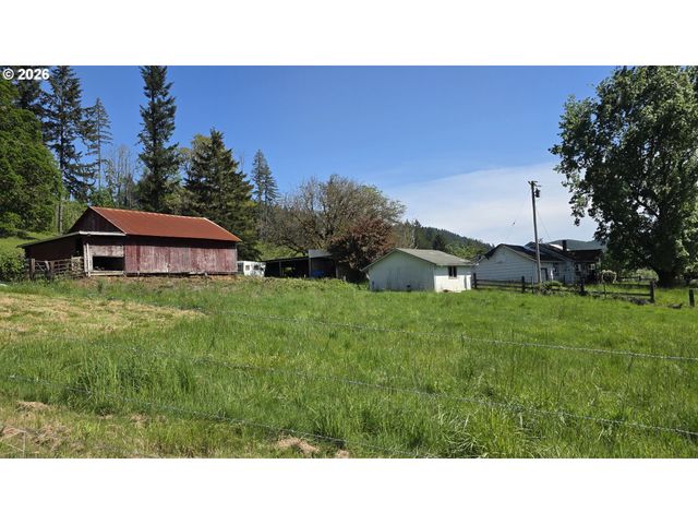 89505 POODLE CREEK Rd, Noti, OR 97461