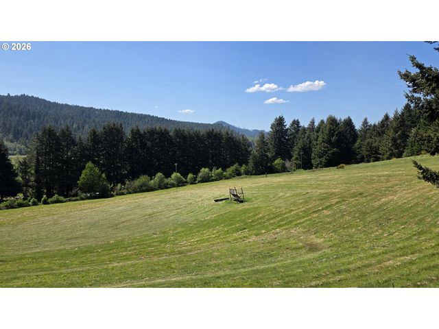 89505 POODLE CREEK Rd, Noti, OR 97461
