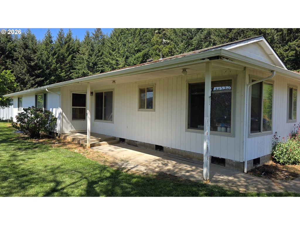 89505 POODLE CREEK Rd, Noti, OR 97461