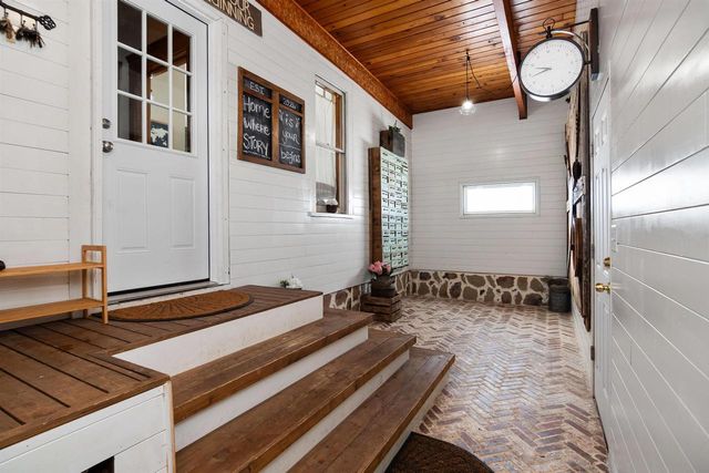 N8161 MILLER ROAD, Seymour, WI 54165