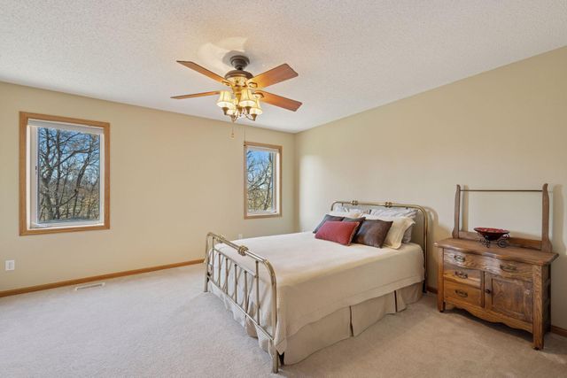 874 Kayla Lane, Hanover, MN 55341