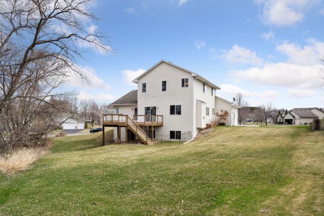 874 Kayla Lane, Hanover, MN 55341