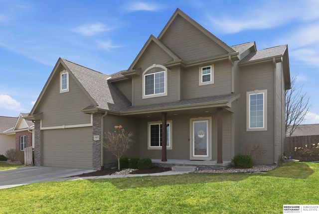 15035 Laurel Avenue, Omaha, NE 68116