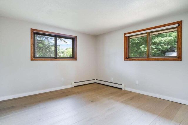 2050 Mt Kisco DRIVE, Elm Grove, WI 53122