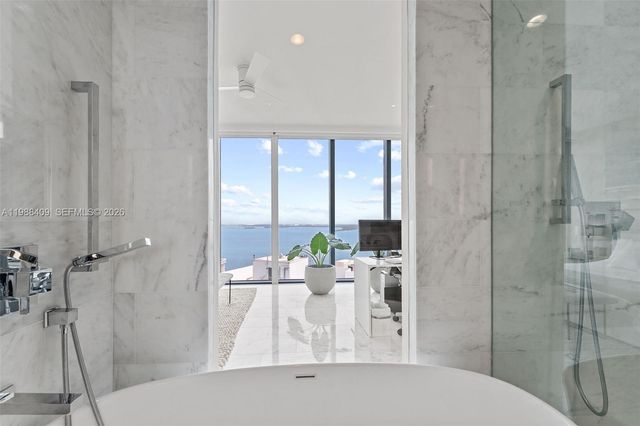 1451 Brickell Ave 2802, Miami, FL 33131