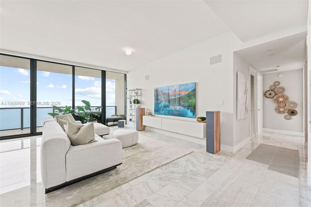 1451 Brickell Ave 2802, Miami, FL 33131