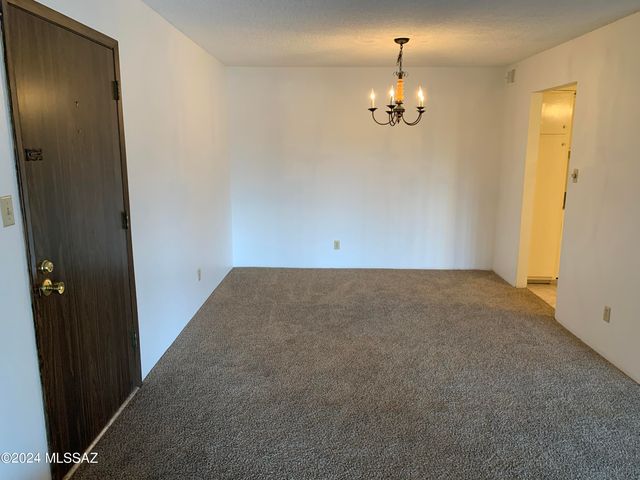 6352 N Barcelona Ln Unit 106, Tucson, AZ 85704