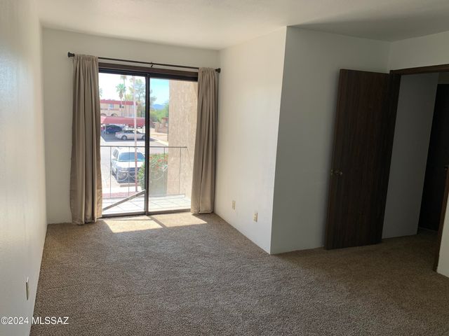 6352 N Barcelona Ln Unit 106, Tucson, AZ 85704