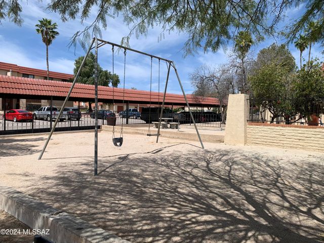 6352 N Barcelona Ln Unit 106, Tucson, AZ 85704