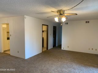 6352 N Barcelona Ln Unit 106, Tucson, AZ 85704