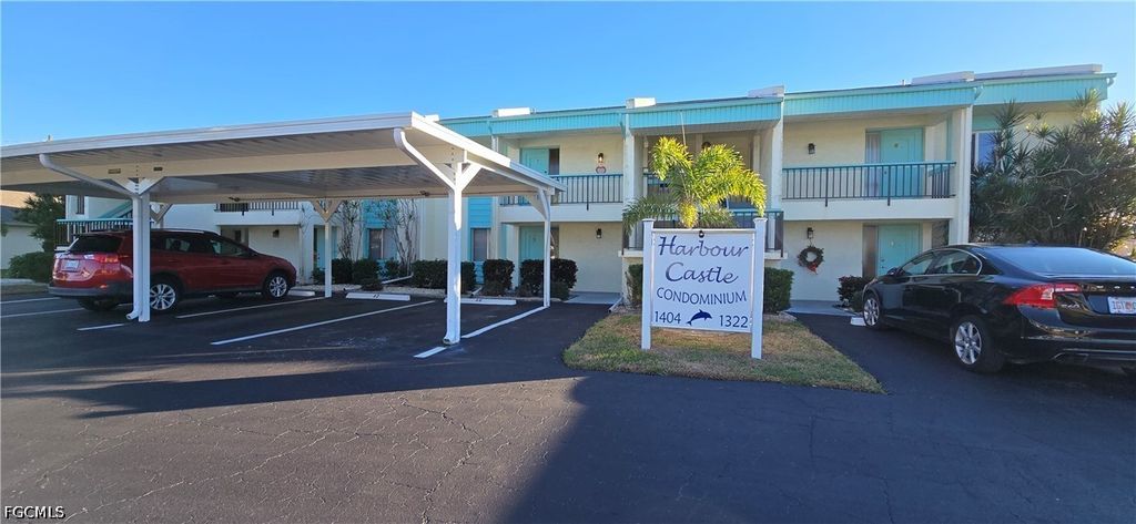 1404 SE 40th ST A-3, Cape Coral, FL 33904