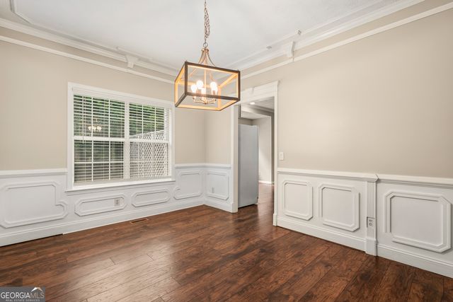 9569 Lakeview Court, Douglasville, GA 30135